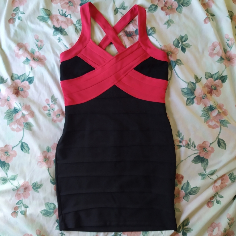 *SALE* NWOT Black Pink Bodycon Bandage Cocktail Dress